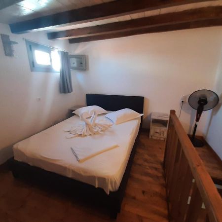 Κυθνοσ Larerooms Mérichas Dış mekan fotoğraf